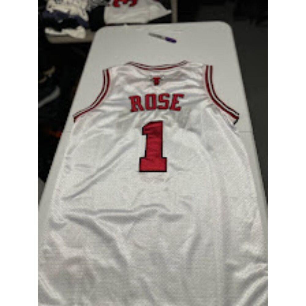 Adidas Derrick Rose jersey mens size m SKU 39